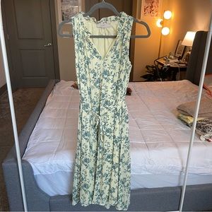 LOFT floral flowy midi dress size XS - small